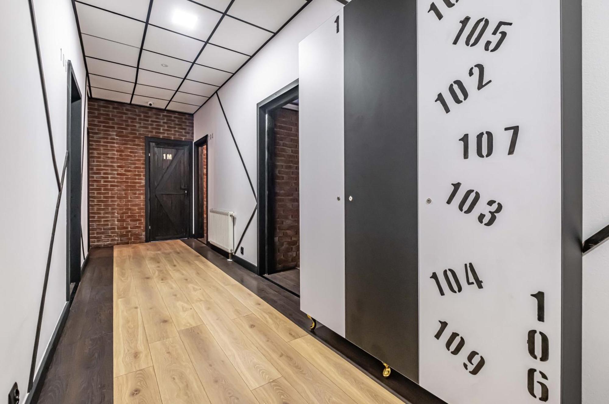 Vola Hostel Warsaw Exterior photo